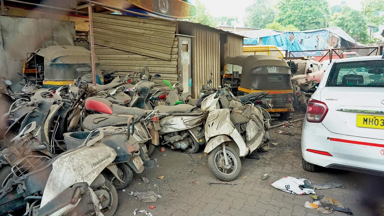 Over 20,000 abandoned vehicles on Mumbai streets: BMC to appoint agency to remove them to improve walkability