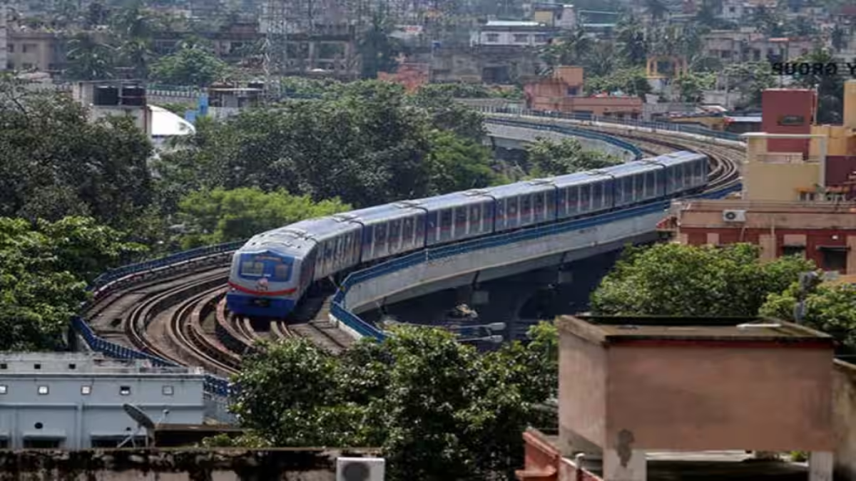 Kolkata Metro Expands Fleet with Two New Dalian Rakes