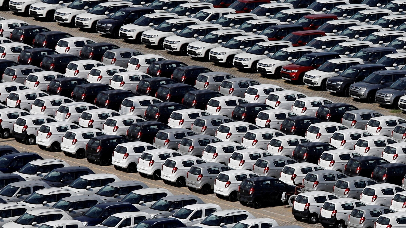 Maharashtra introduces parking space requirement for new cars