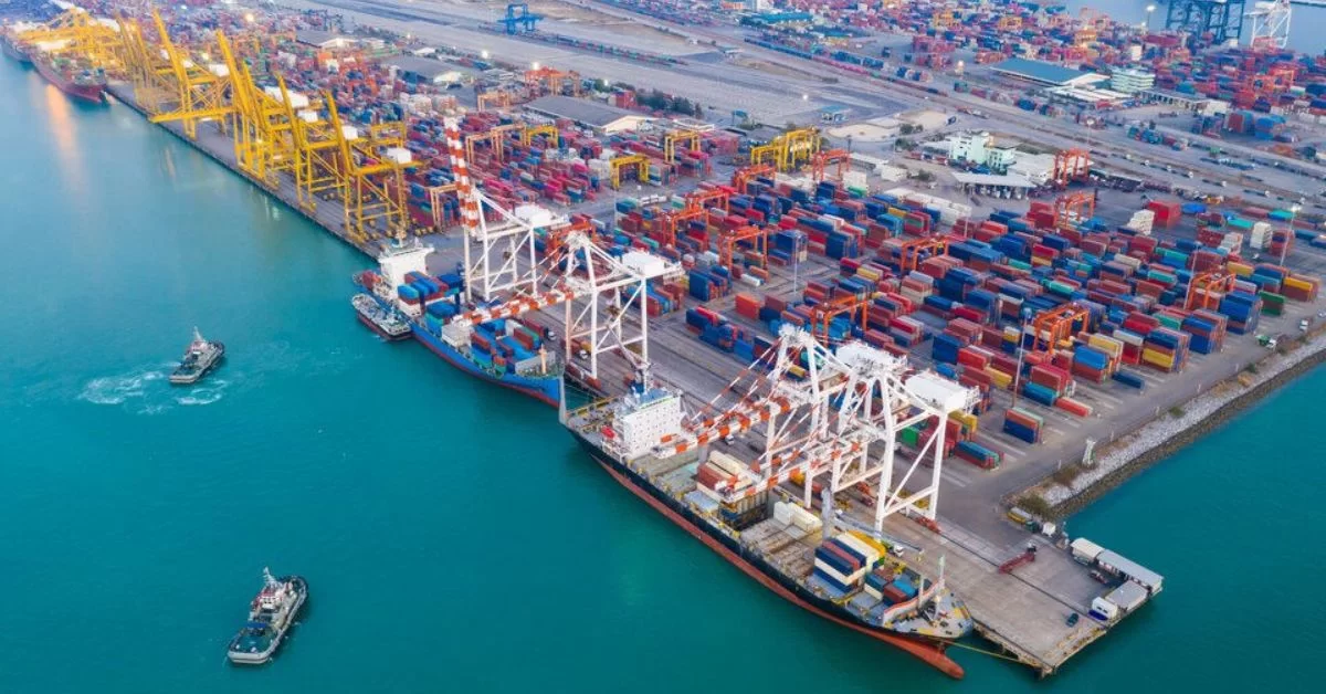 Major Ports Handle Record 855 MT Cargo in FY25