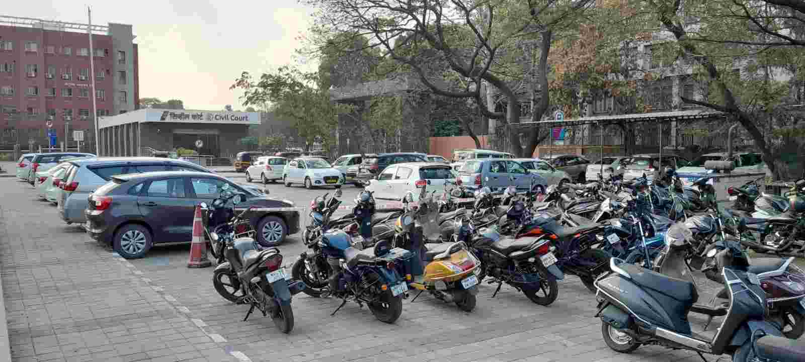 No Parking Within 200 Metres of Pune Station