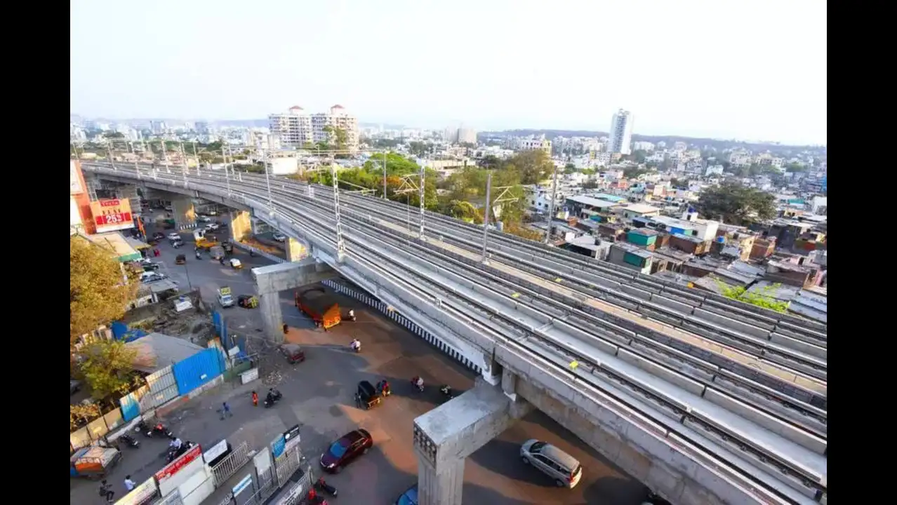 PMC Plans 10 Double Decker Flyovers to Ease Traffic
