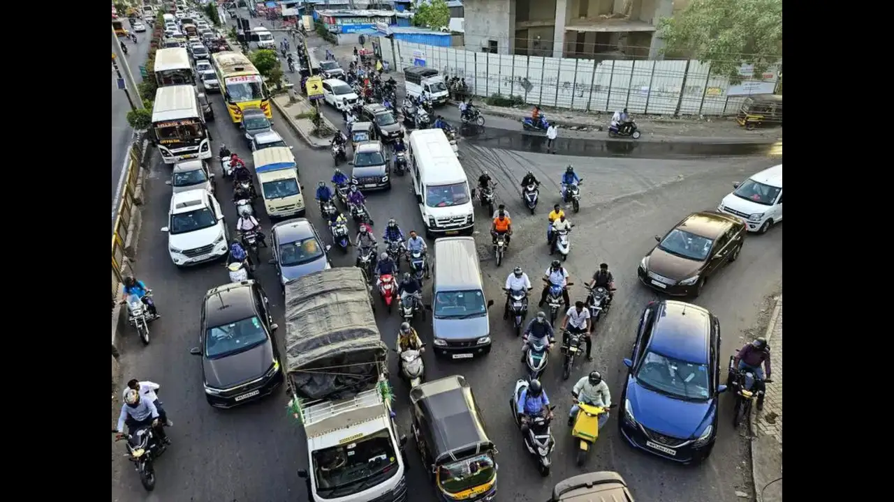 Pune Hinjewadi Jams Highlight Urban Infrastructure Crisis