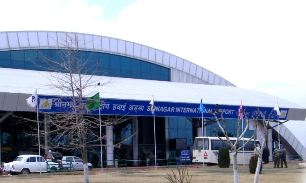 Srinagar Jammu Airports Reopen After 6 Day Halt