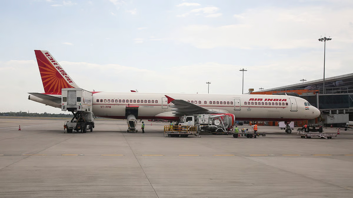 Over 130 Flights Cancelled at Delhi Airport Amid Tensions