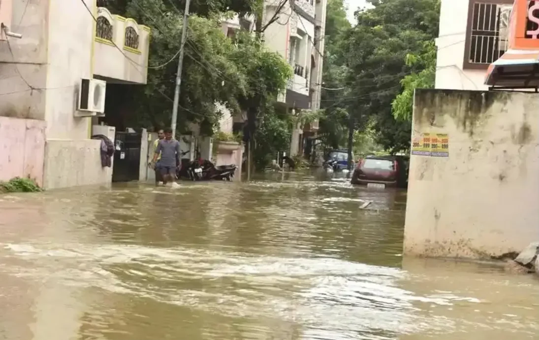 Hyderabad Flags 141 Monsoon Hotspots for Action