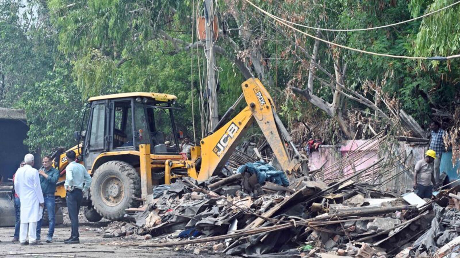 Delhi Residents Decry DDA Demolition Drive