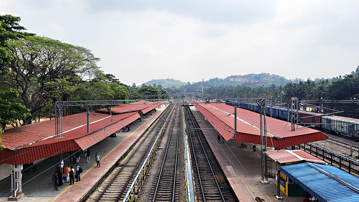 North Malabar protests train diversion from Kasaragod to Palakkad