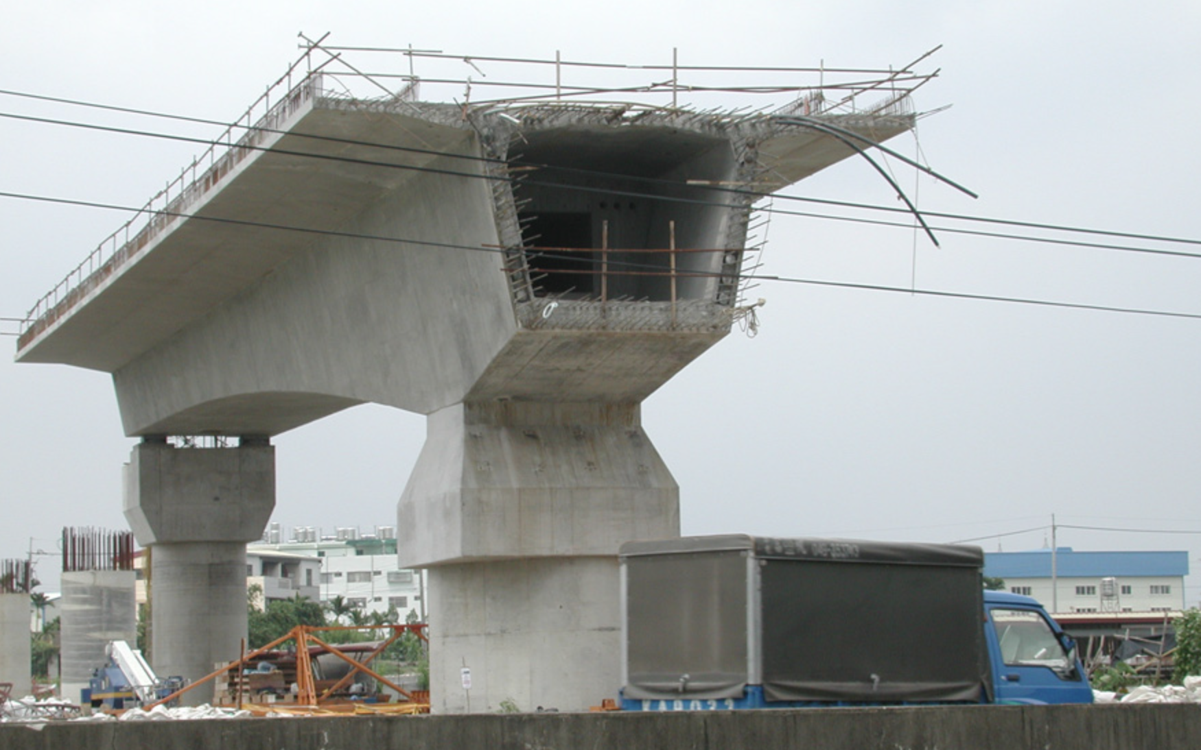 India installs heaviest girder for first bullet train
