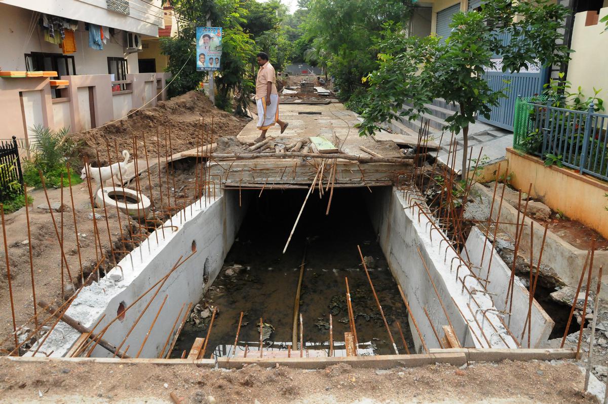 Chennai Residents Battle Overflowing Sewage Amid Slow Drain Works