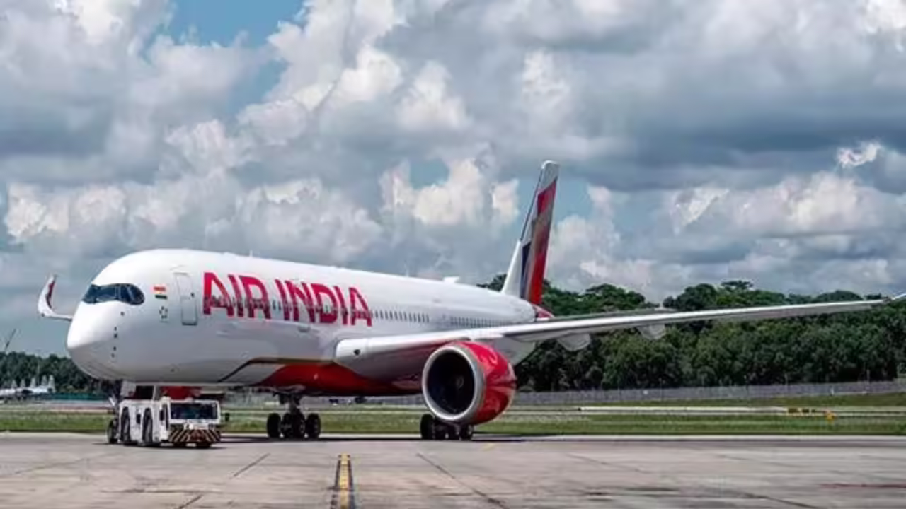 Delhi Air India Flight AI315 Experiences APU Fire Upon Gate Arrival Aircraft Grounded