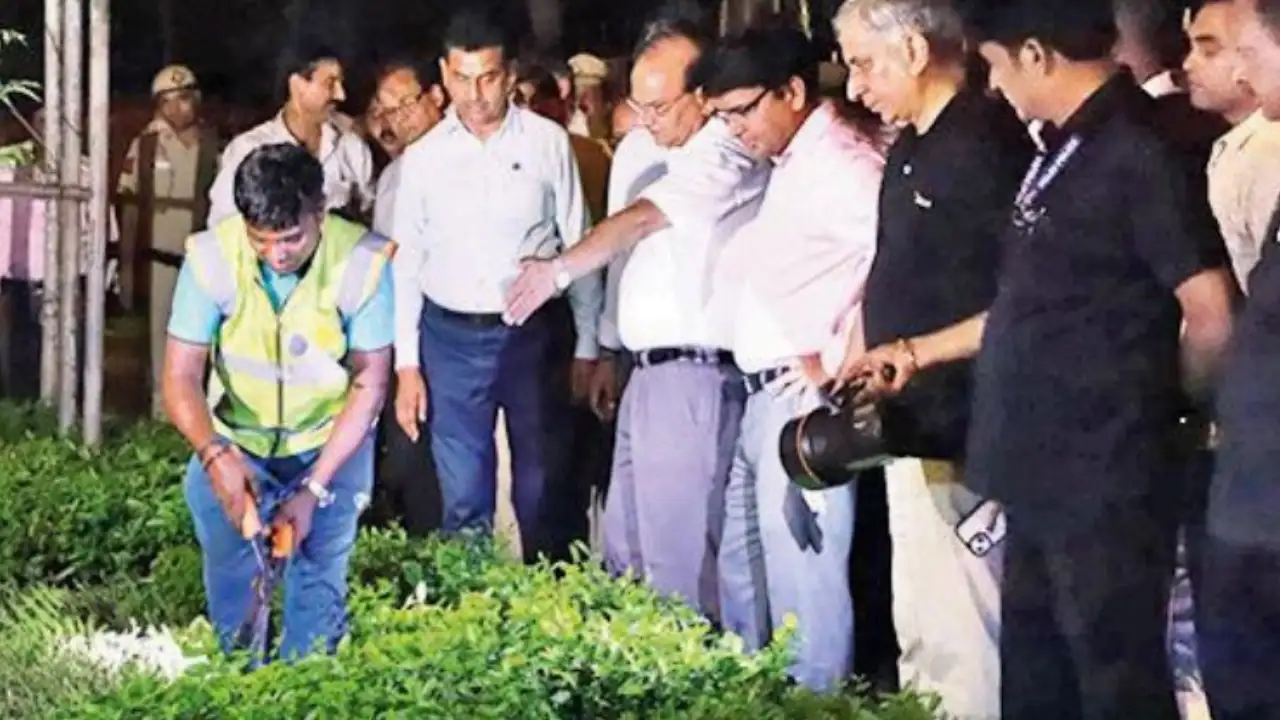 Delhi LG Saxena plants trees on Sardar Patel Marg drive