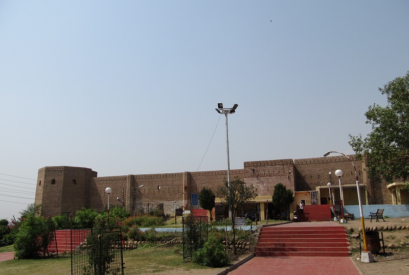 Jammu Har Ki Pauri Road To Bahu Fort In Ruins For Over A Year