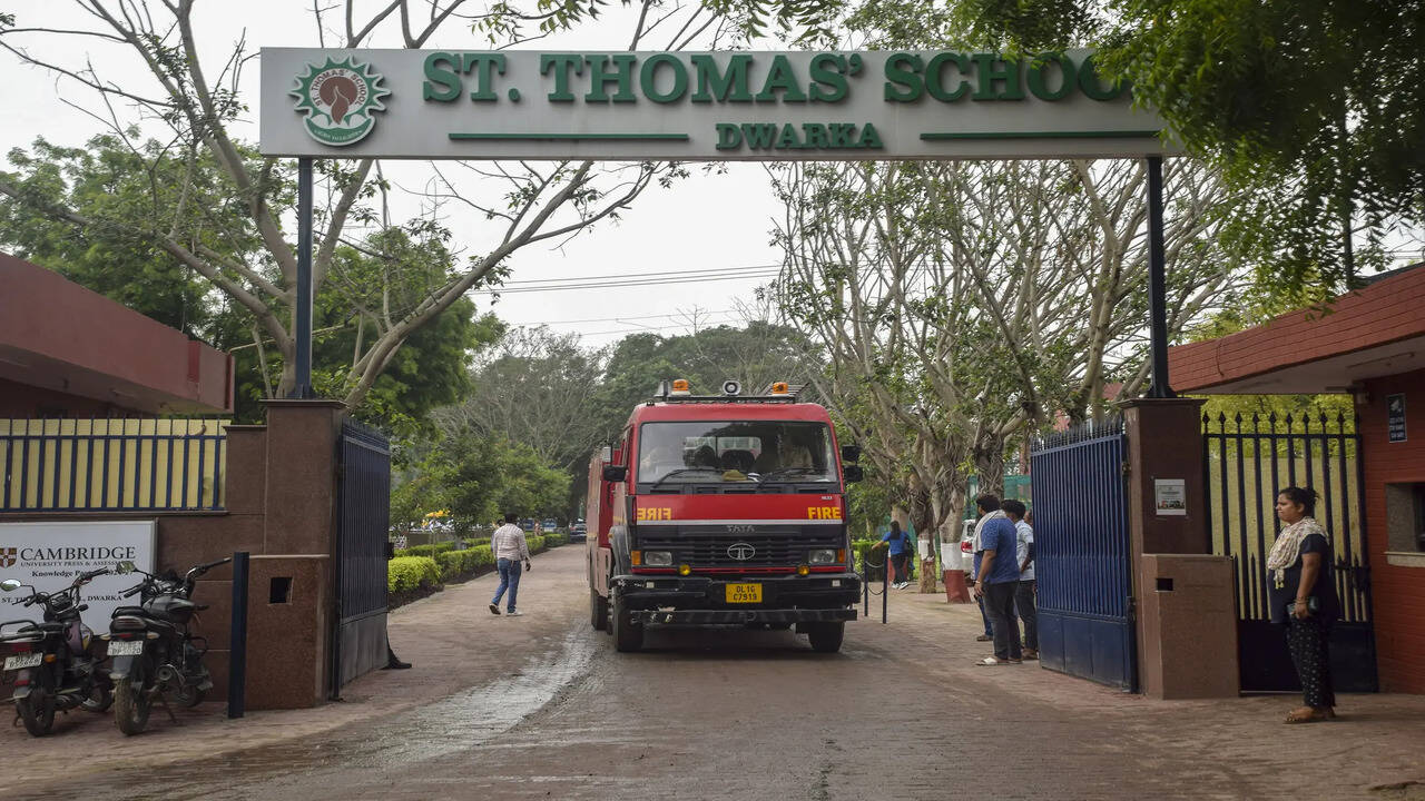 Delhi Schools Receive Widespread Bomb Threats Today