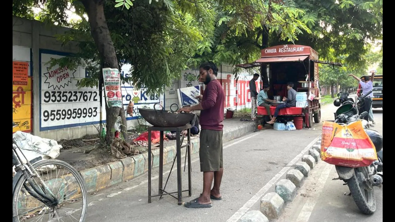 Lucknow Cycle Tracks Become Hubs of Encroachment and Neglect