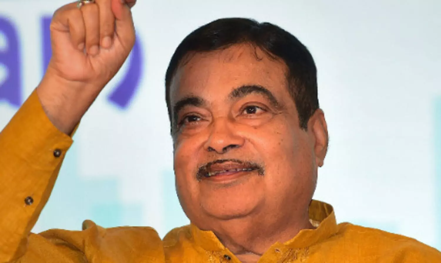 Delhi Pollution Forces Gadkari to Rethink Visits Amid Urgent Call for Green Shift