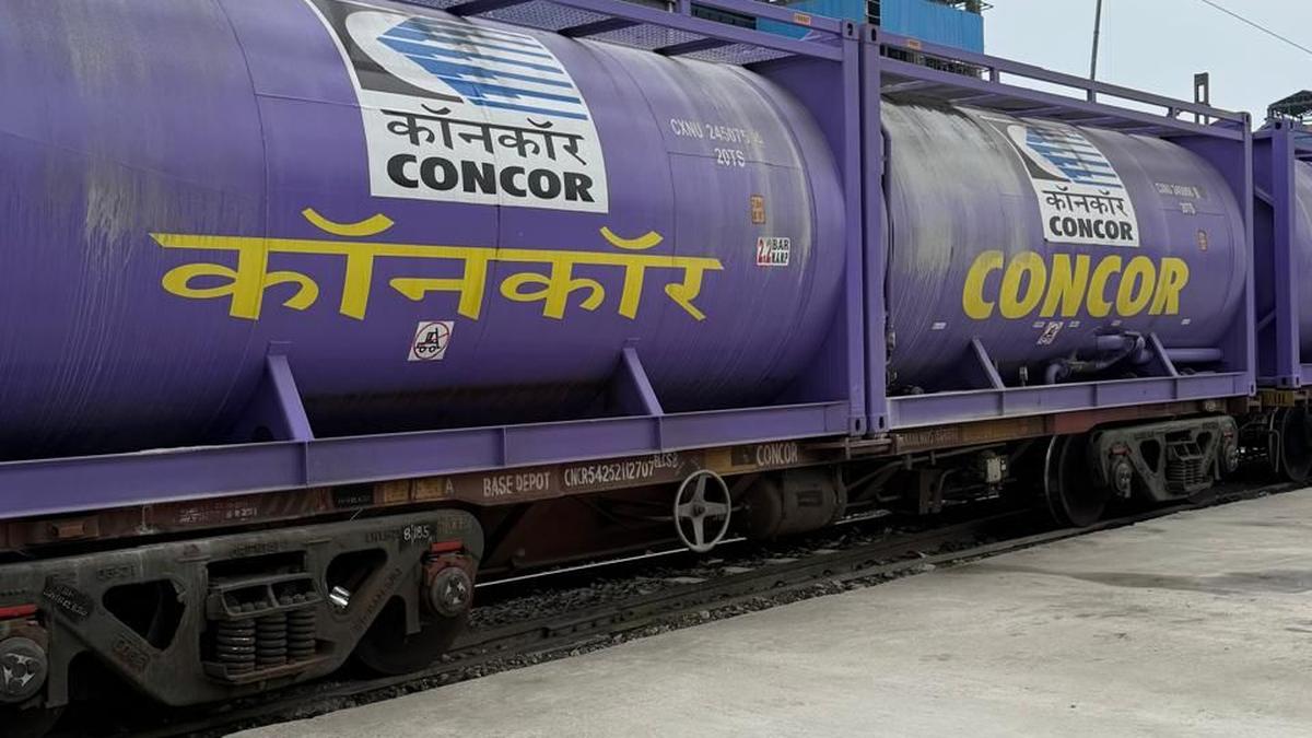 Mundra CONCOR Launches Innovative Bulk Liquid Rail Movement With Tank Containers