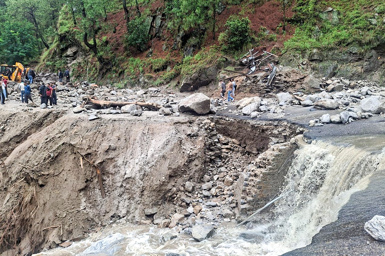 Mandi Battles Road Collapse As Flood Recovery Work Ramps Up Rapidly