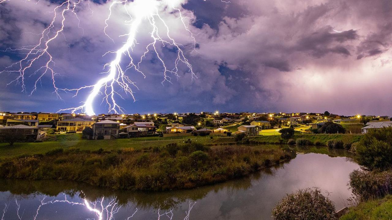 Adelaide Storm Cuts Power, Sparks Warnings Across South Australia and New South Wales