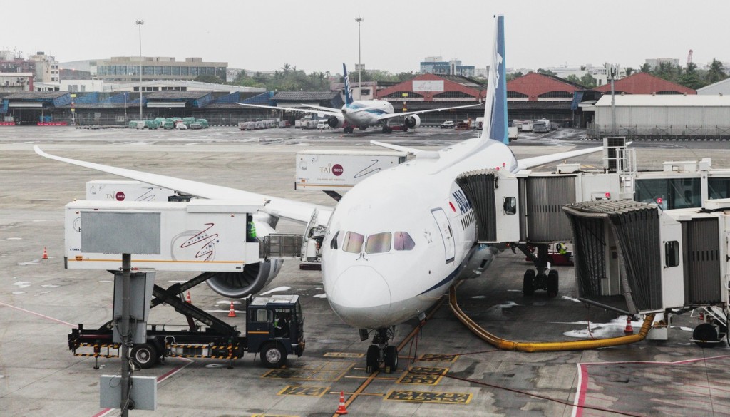 Jaipur Cuts Aviation Fuel VAT by 1% , Eyes ₹1,500 Crore Investment Boost