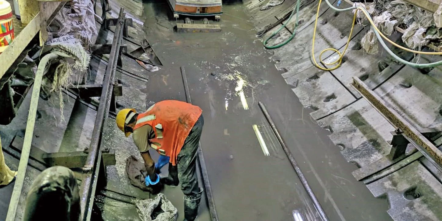 Kolkata Metro Tunnel Wall Damaged by Civic Pipeline Work