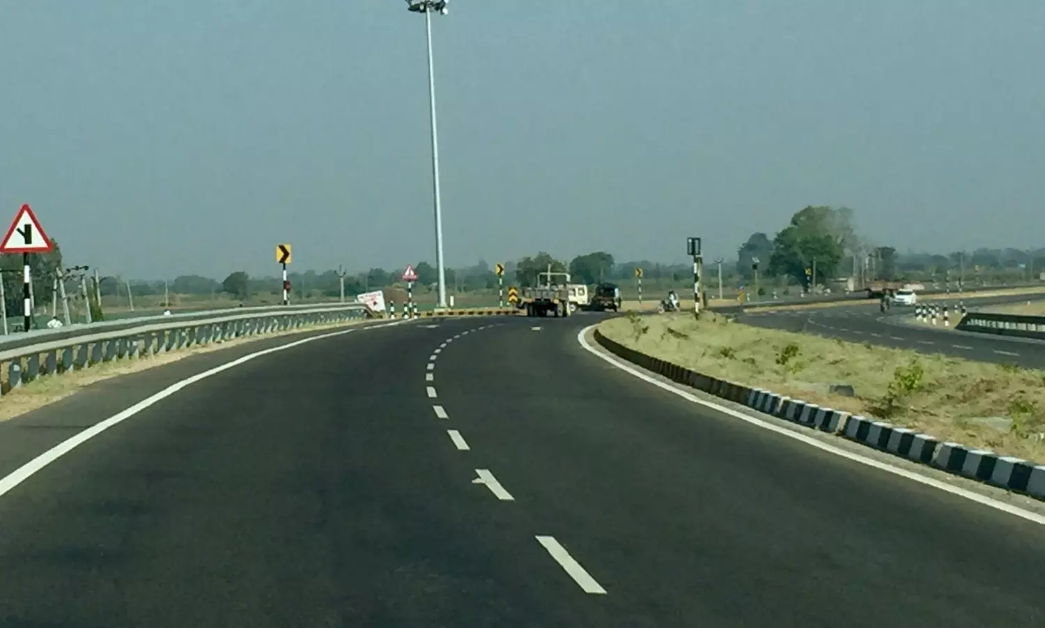 Delhi Dehradun Expressway delays continue as land dispute halts completion