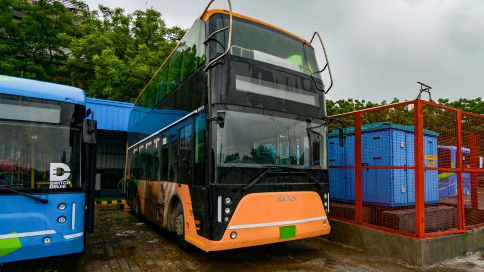 Delhi Revives Electric Double Decker Buses After 35 Years Gap