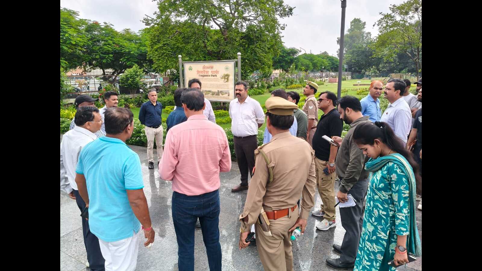 Lucknow launches Daliganj traffic remodelling to ease daily vehicle congestion