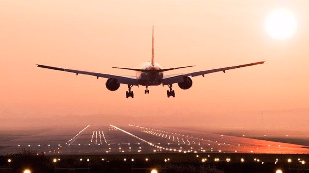 Delhi Aviation Boom Exposes Gaps In Safety Oversight