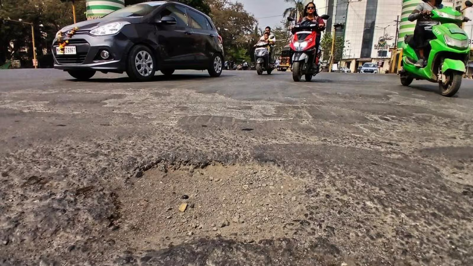 Jogeshwari Residents Await Footpath Completion After Over Three Years Of Delays