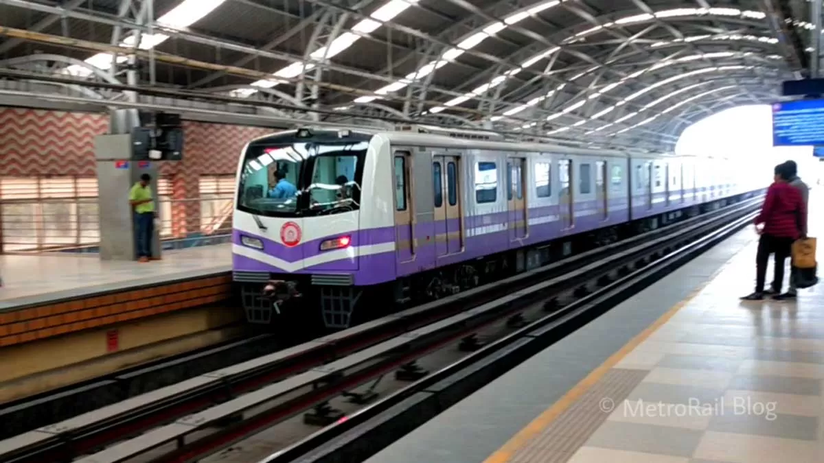 Kolkata Metro short-terminates Blue Line trains after pillar cracks found