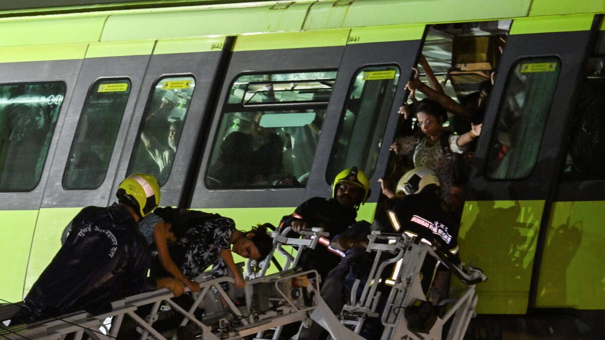 Mumbai Monorail Mishap Strands 782 Passengers, Sparks Inquiry And Suspensions