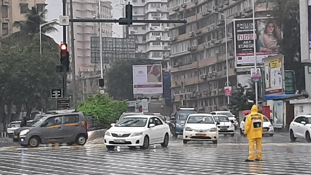 Mumbai Union Opposes Leasing Officer Quarters On Altamount Road Plan
