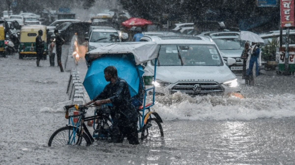 Delhi NCR rain alert as Himachal landslides block highways, Punjab floods