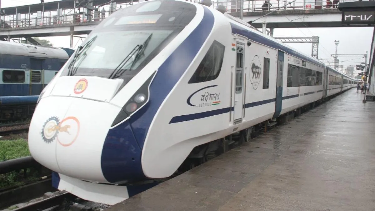 Lucknow Gorakhpur Vande Bharat fully booked ahead of Diwali travel rush