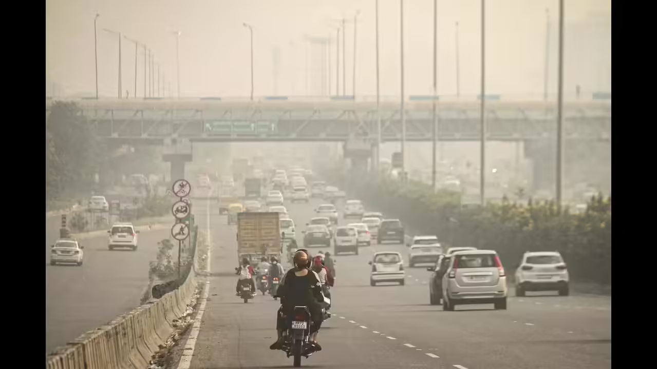Mumbai Starts Week With Sunny Skies And Poor Air Quality Levels