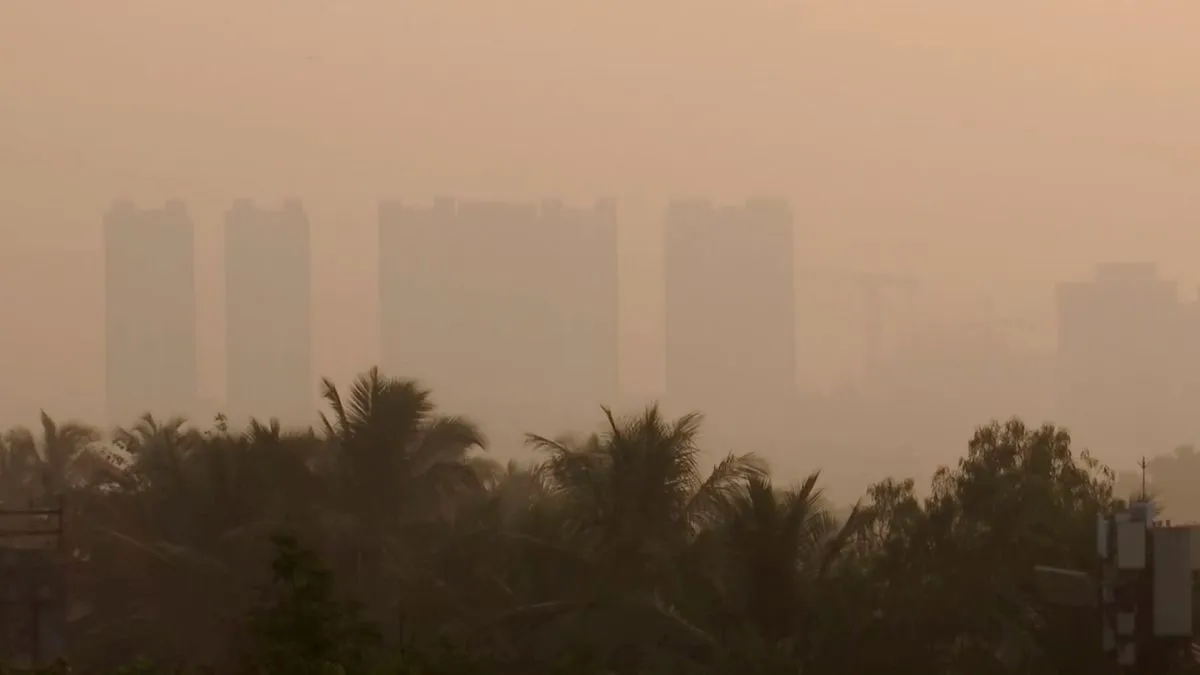 Mumbai Pollution Board Shuts Four Ready Mix Concrete Plants Over Air Norm Violations
