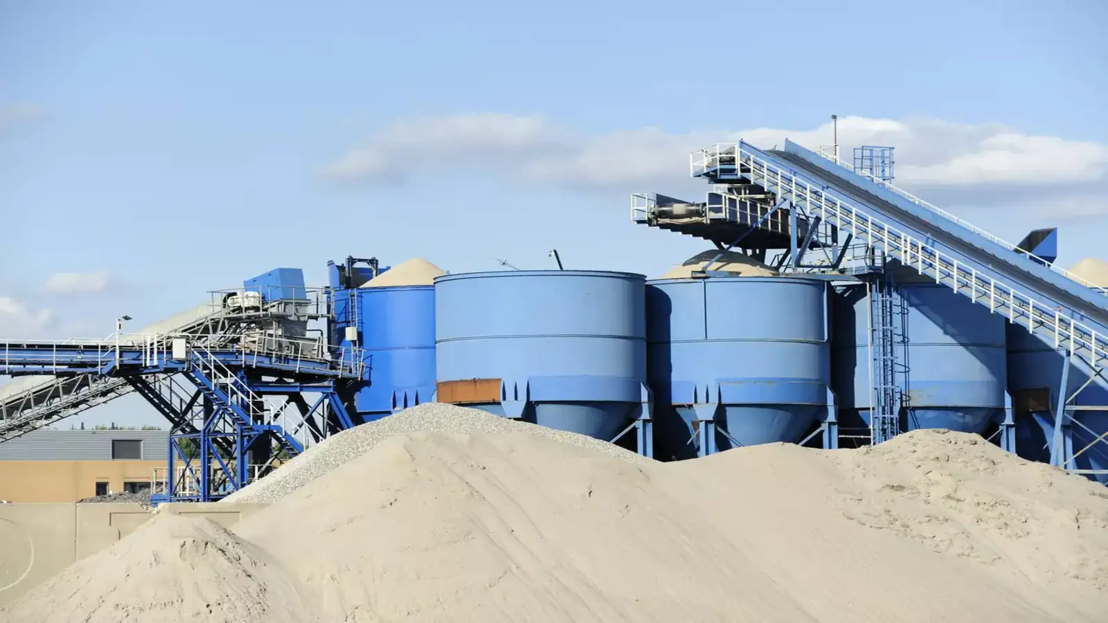 India Shree Cement Sees Weaker Profit On Dull Demand