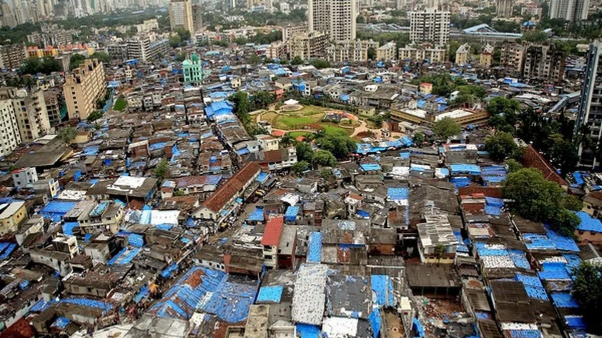 Mumbai Dharavi Redevelopment Gets Malad Land Boost 
