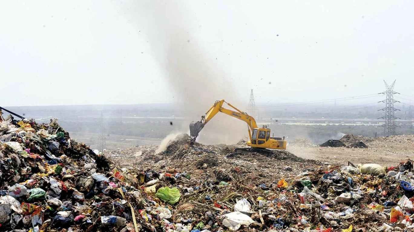 Mumbai Extends Mulund Waste Deadline To 2026 As One-Third Cleanup Still Pending