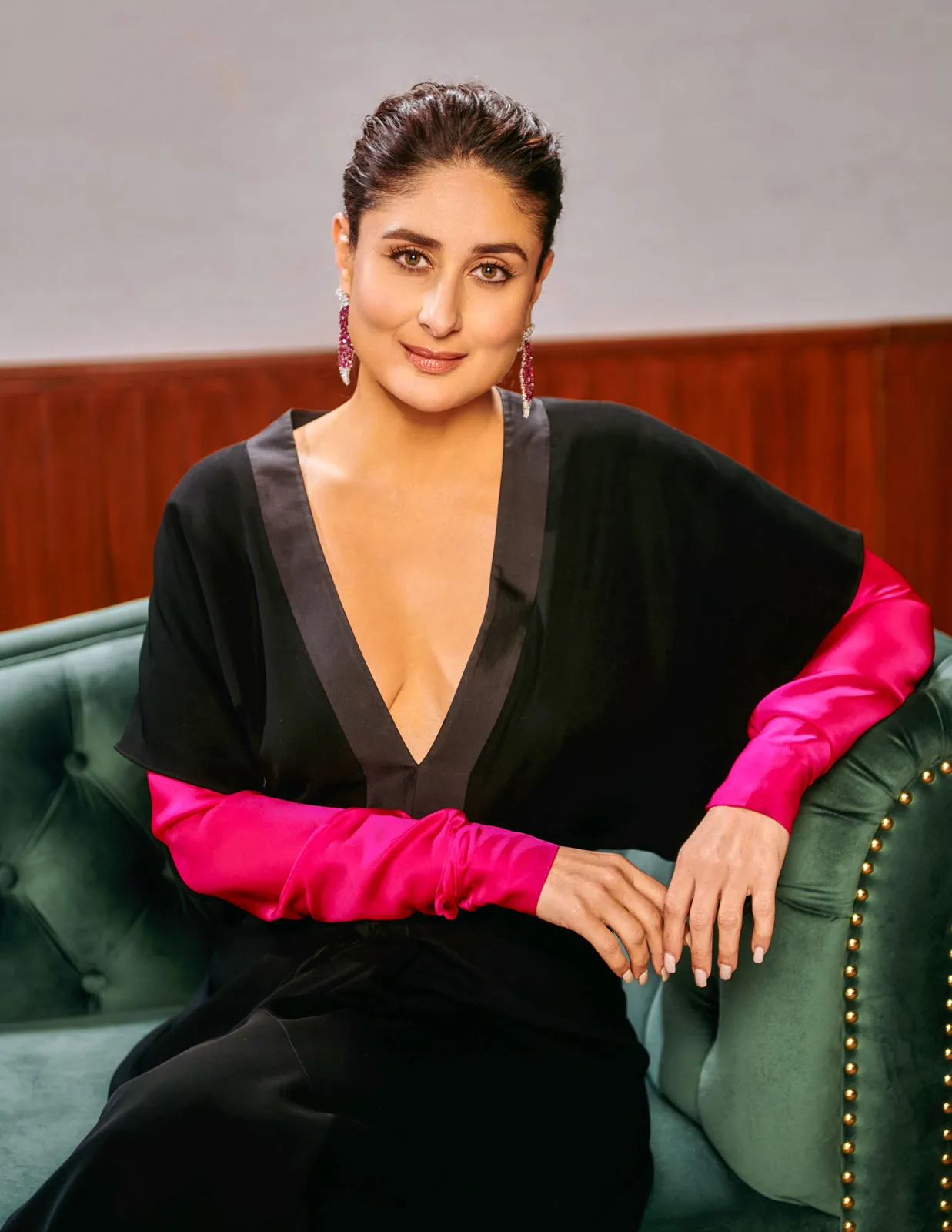 Mumbai Kareena Kapoor Rents Out Apartment For Rs 2.75 Lakh Monthly