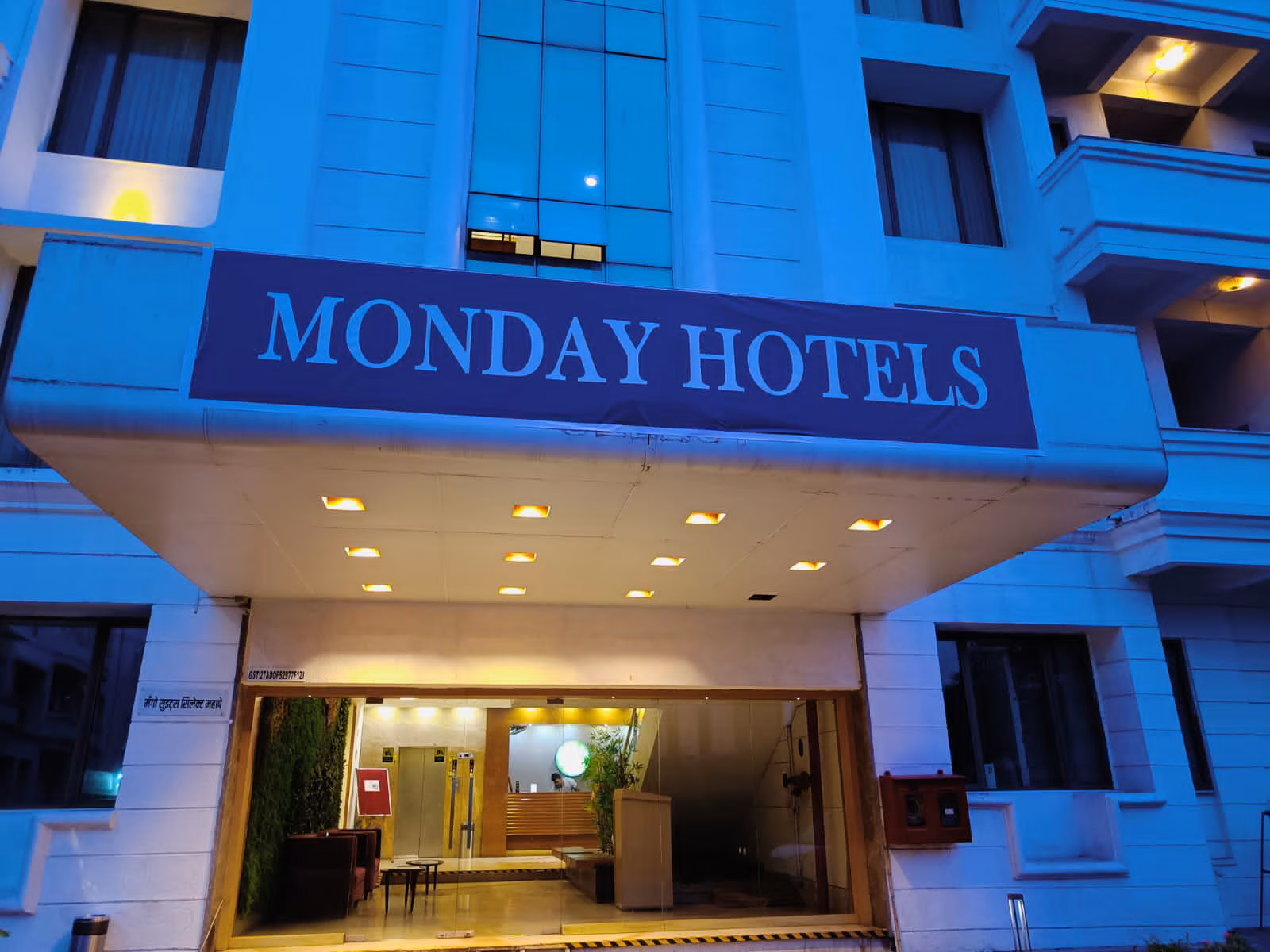 Hyderabad Monday Hotels Opens Fourth Property Monday Premium Madhapur For Business Travelers