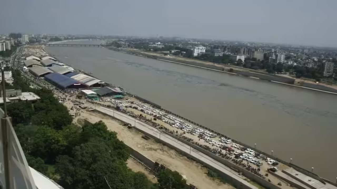 Ahmedabad Infrastructure Plan Tested by Water Release