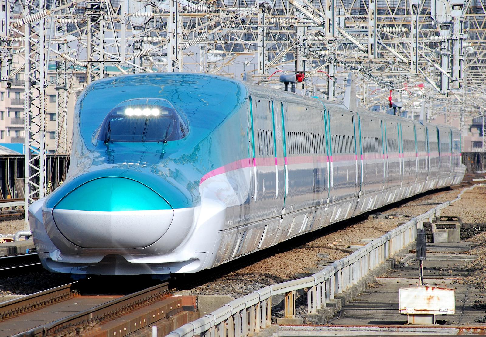 Mumbai Ahmedabad Rail Builds Electric Backbone