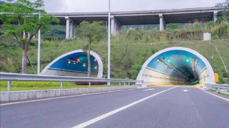MMRDA Fast Tracks Borivali Thane Tunnel