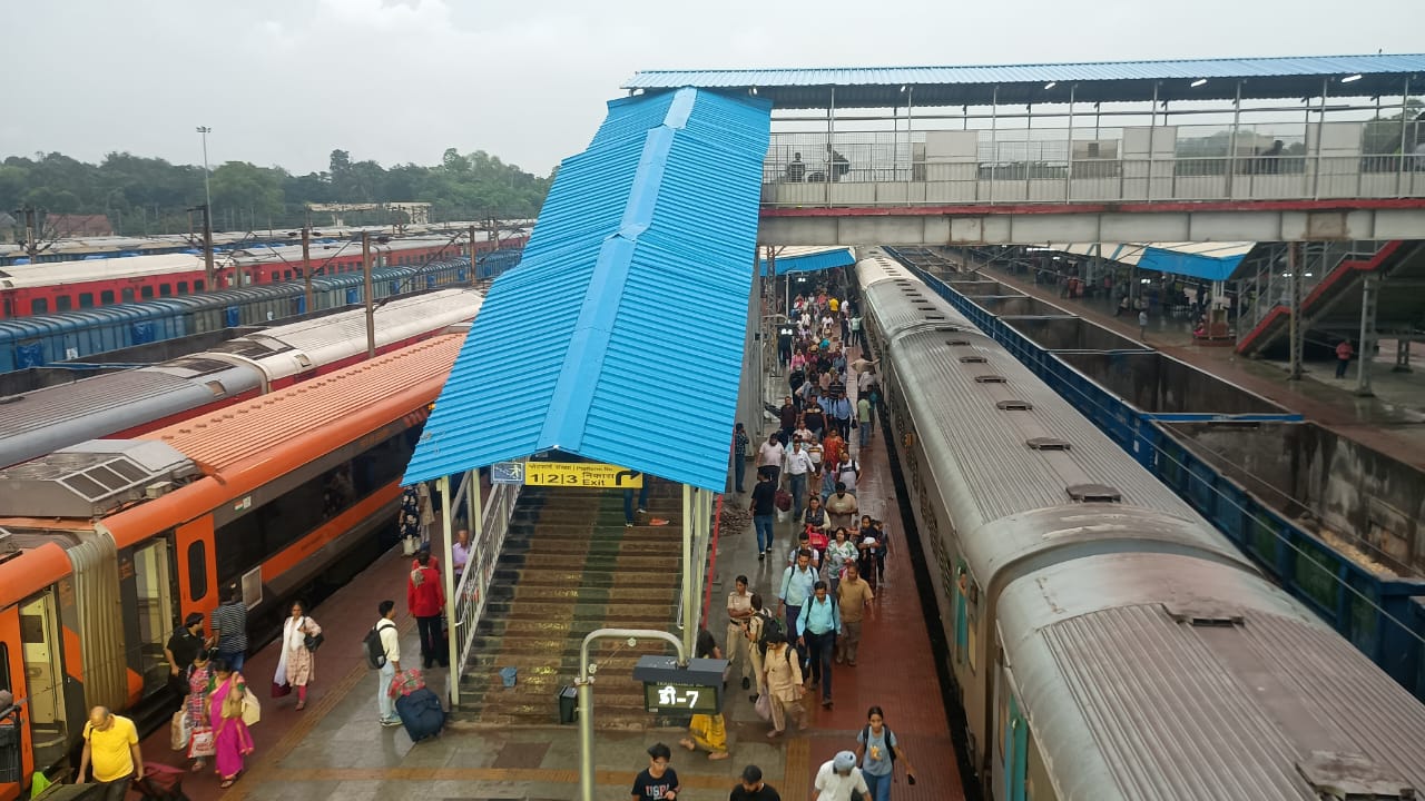 Southern Railway Reworks Festival Train Operations