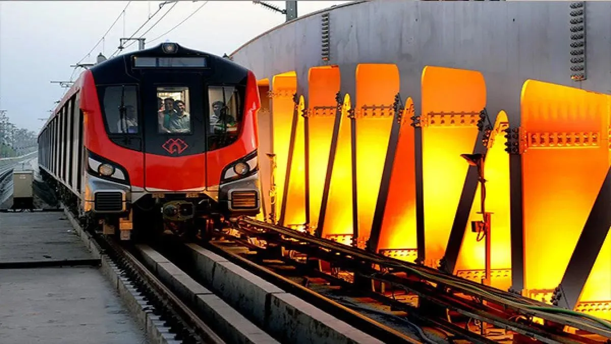 Lucknow Metro Issues Festival Safety Advisory