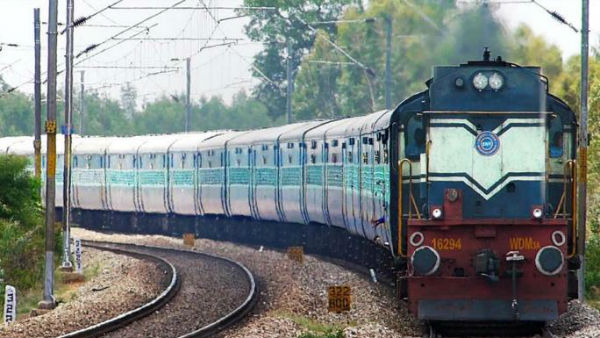 Nagpur Bound Train Derailment Highlights Rail Safety Gaps