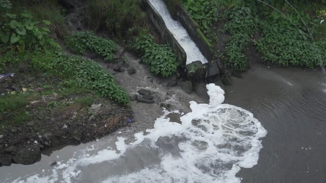 Maharashtra City Grapples With Untreated Sewage Into Godavari