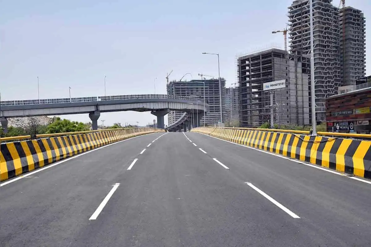 Hyderabad IT Corridor Flyovers Advance Construction